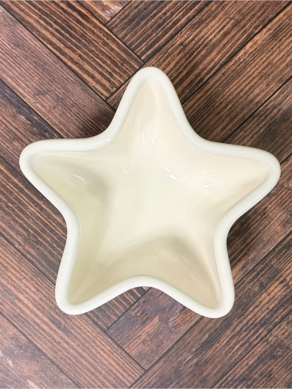 Pfaltzgraff Winterberry Star Shaped Serving Bowl Christmas Holly Dish